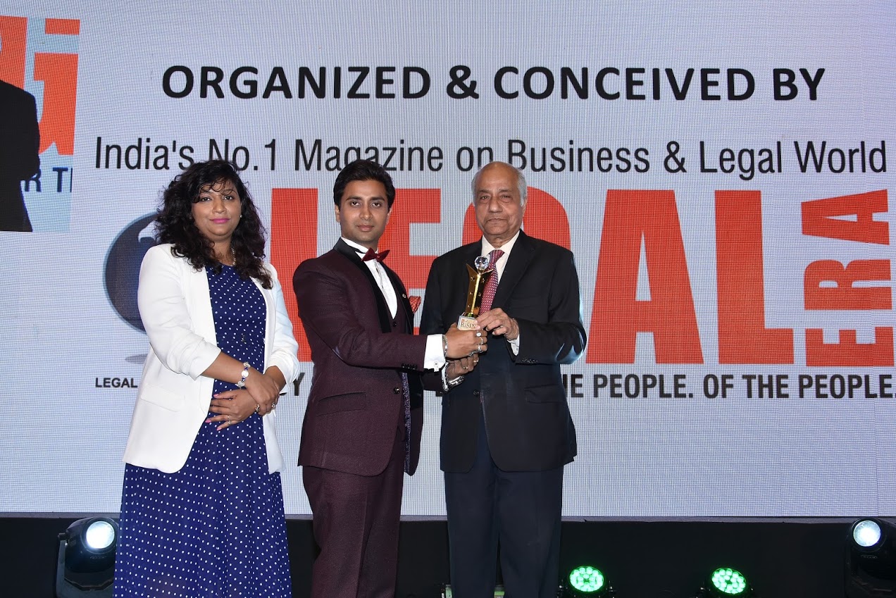 Legal Era Rising Stars Award (2017) – Mumbai (India)