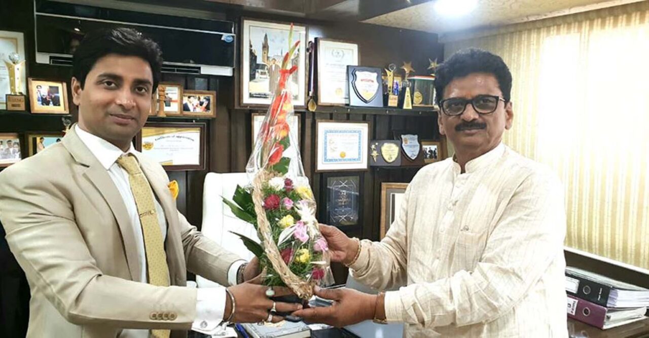 Advocate Aashuutosh Srivastava